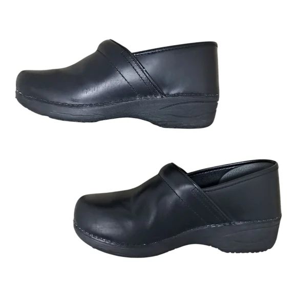 Dansko Black Professional Slip-On Clogs Size 40 Wide EU - Picture 10 of 16